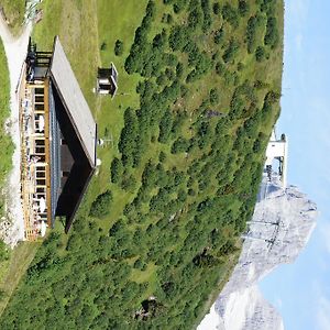 Edelweisshuette Ladurns